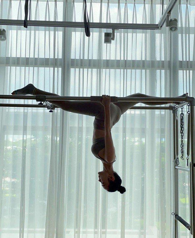 Minh Hằng đẹp mặn mà sau khi sinh con, sau 1 tháng đã lao vào giảm cân lấy lại dáng-6