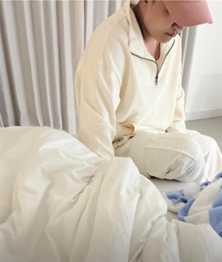 Ngựa quen đường cũ, Seungri lại bị Dispatch khui bê bối tình ái-9