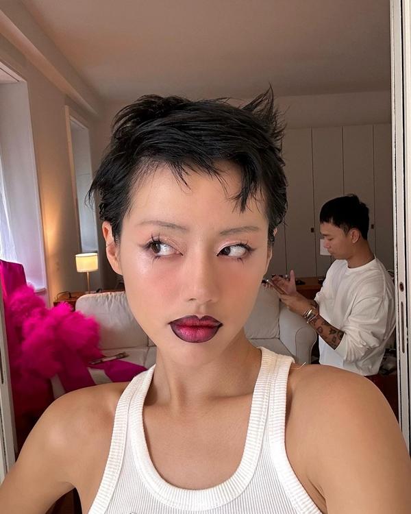 7 cái nhất trong mùa Fashion Week đặc biệt của Khánh Linh (Cô Em Trendy)-4