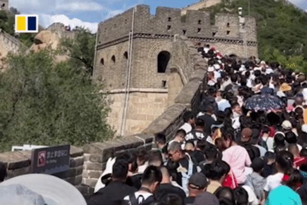 Ẩu đả ở quán cà phê do du khách chưa gọi đồ uống đã đòi đi vệ sinh-2