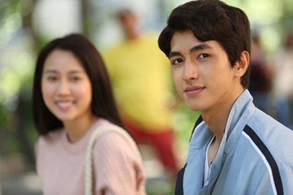 Bình An có thoát được mác diễn dở, đơ cứng-5