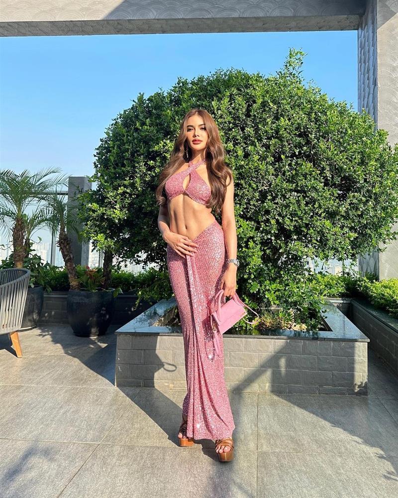 Dàn người đẹp quốc tế mặc cut-out ở Hoa hậu Hòa bình-3