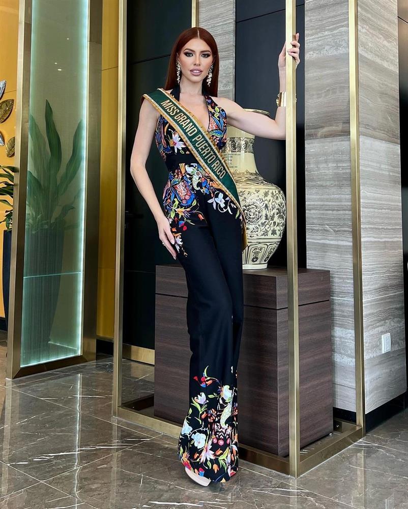Dàn người đẹp quốc tế mặc cut-out ở Hoa hậu Hòa bình-6