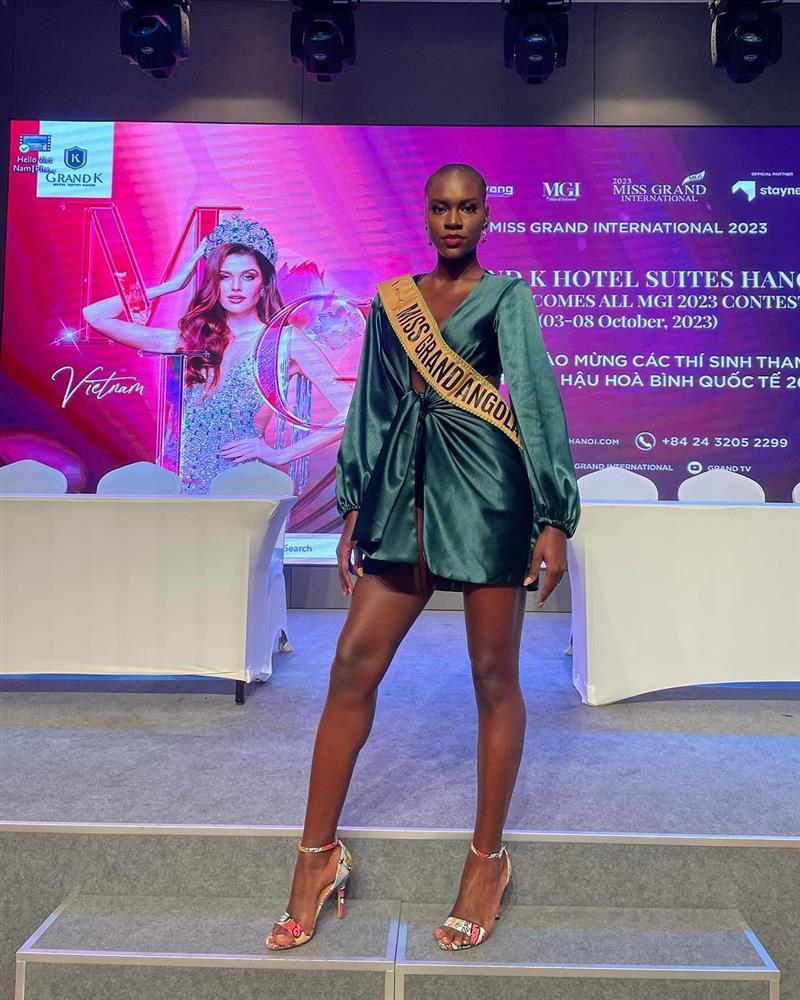 Dàn người đẹp quốc tế mặc cut-out ở Hoa hậu Hòa bình-10