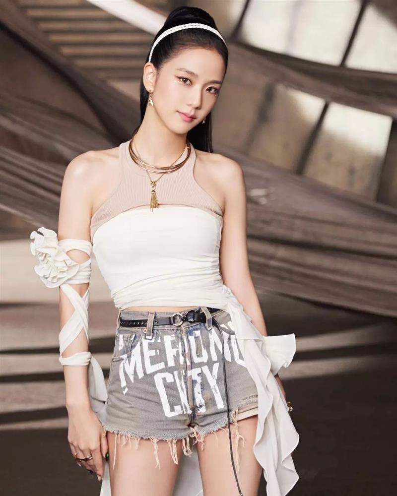Jennie mặc local brand Việt trong poster quảng bá ca khúc đặc biệt-9