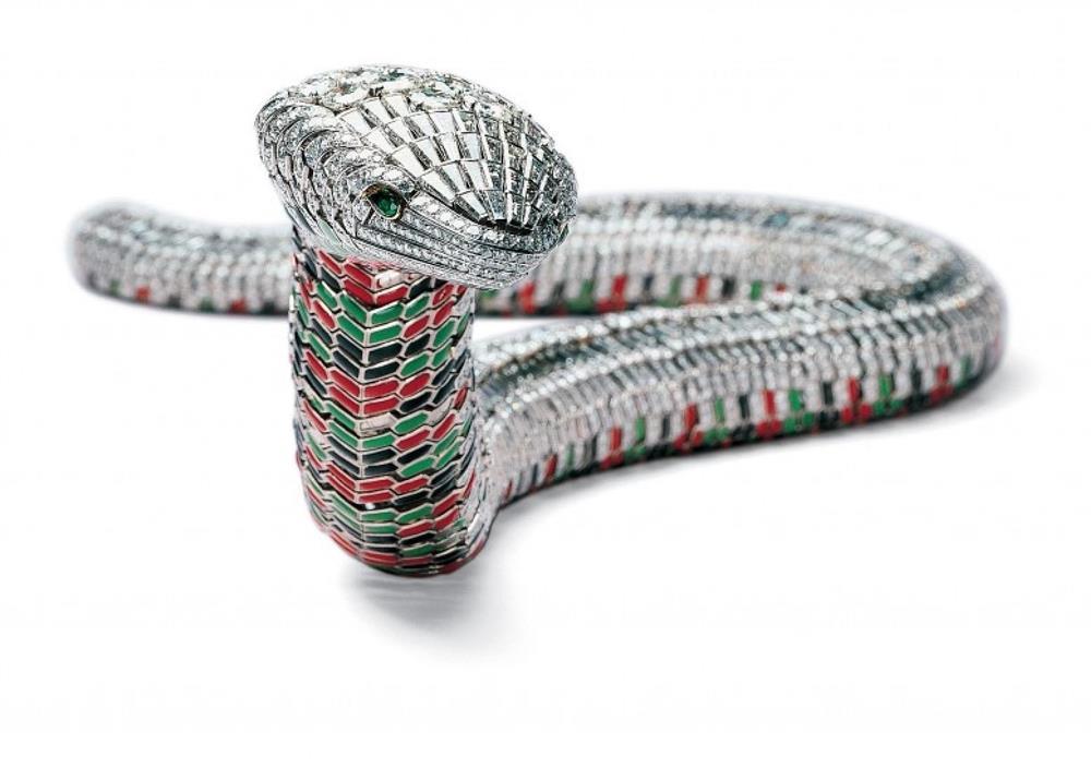 Lý do loài rắn xuất hiện trên những món đồ trang sức xa xỉ-3