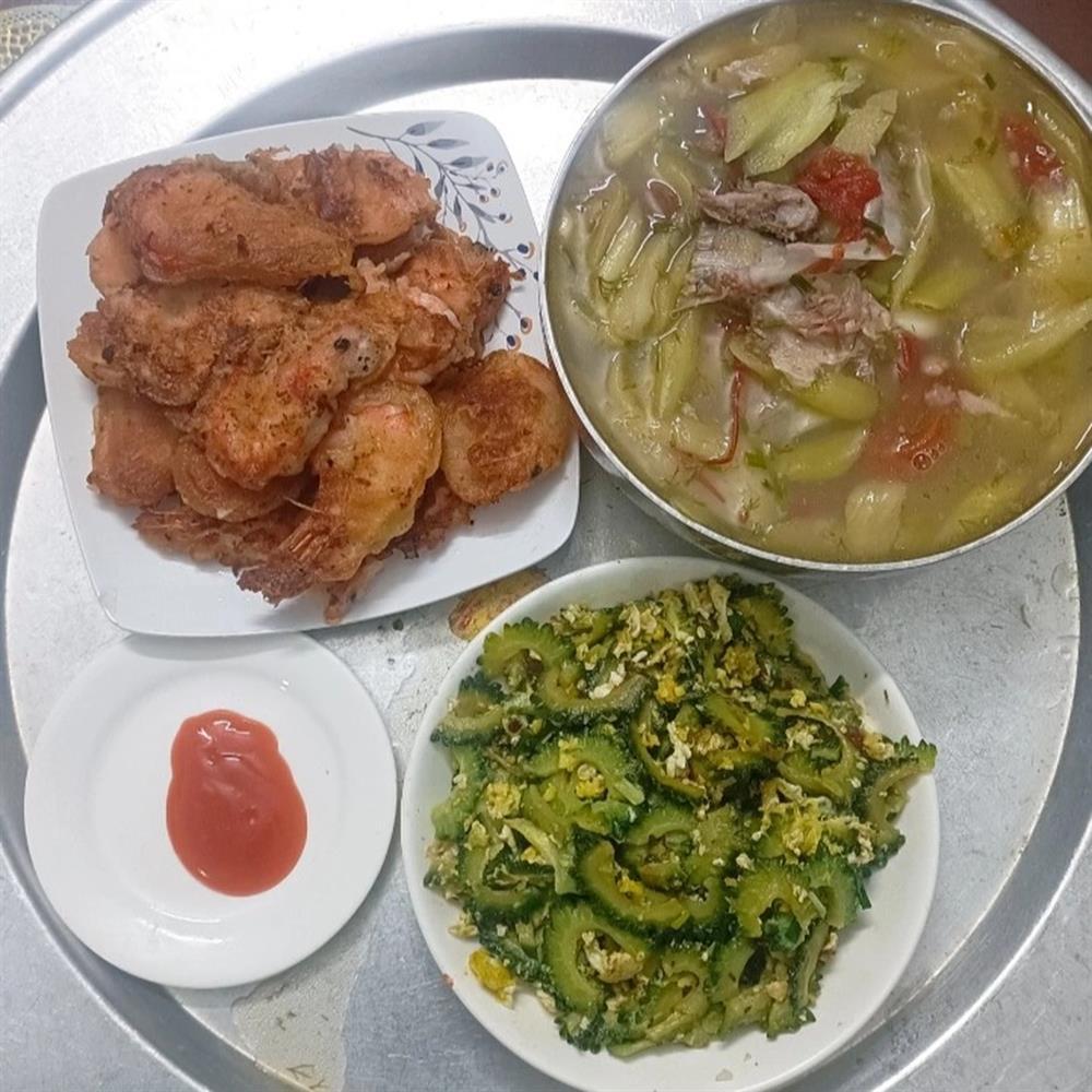 Bà mẹ ở Thái Bình chi 650.000 đồng mua đồ ăn đầy đủ cả tuần cho nhà 5 người-4