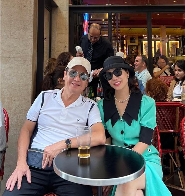 NSƯT Chí Trung và bạn gái doanh nhân sau 5 năm gắn bó: Du lịch khắp nơi, trân trọng hạnh phúc hiện tại-7