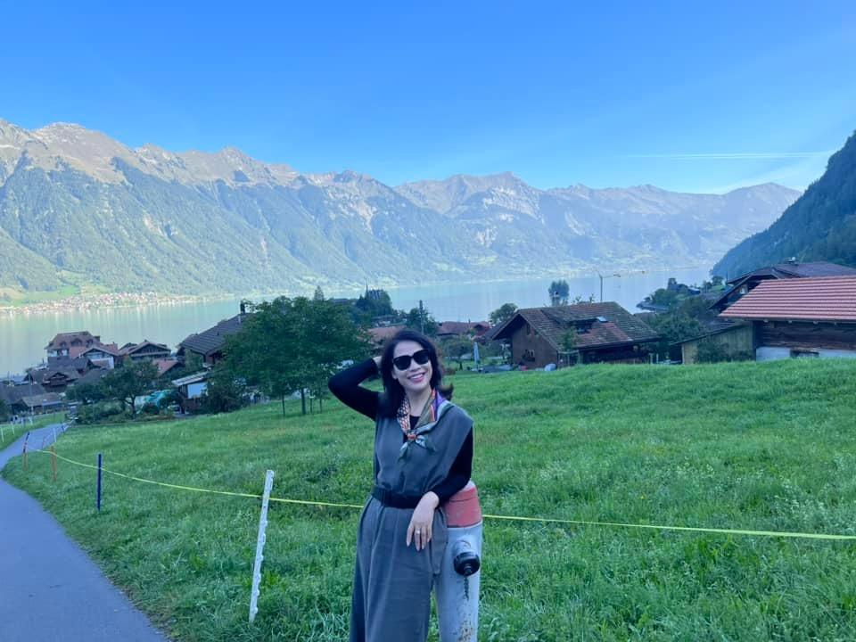 NSƯT Chí Trung và bạn gái doanh nhân sau 5 năm gắn bó: Du lịch khắp nơi, trân trọng hạnh phúc hiện tại-10