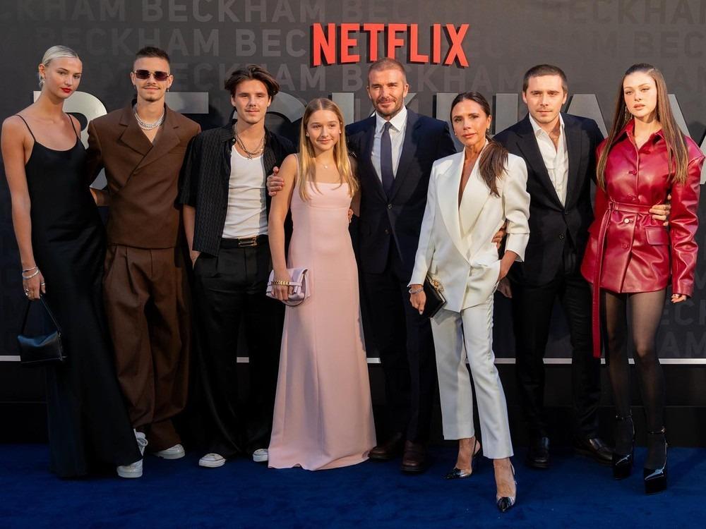 Con dâu Beckham bị chỉ trích vì chúc mừng bố chồng thiếu tinh tế-3