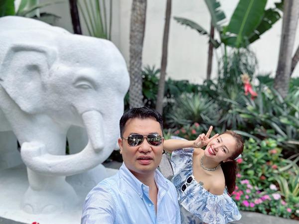 Cùng trong hội chị em với Vy Oanh, Phan Như Thảo, Vân Hugo sống hạnh phúc như thế nào?-3