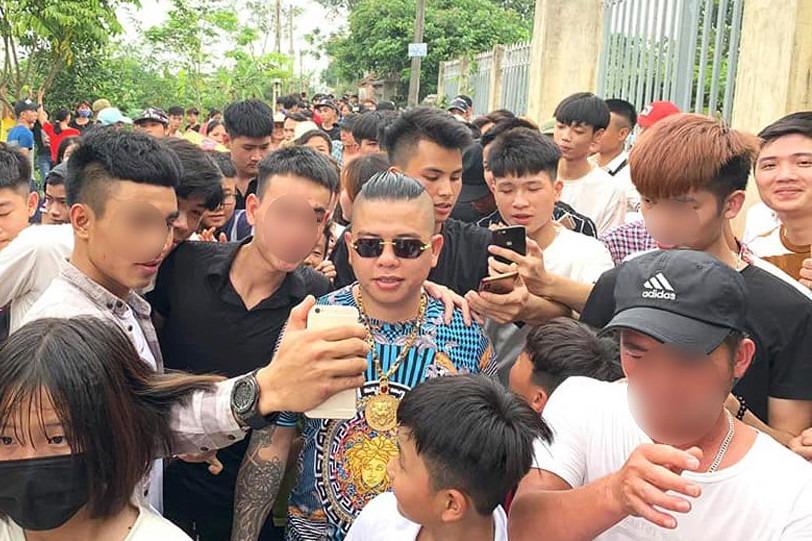 Bộ TT&TT trả lời đề nghị phong sát nghệ sĩ, xử lý giang hồ mạng-1