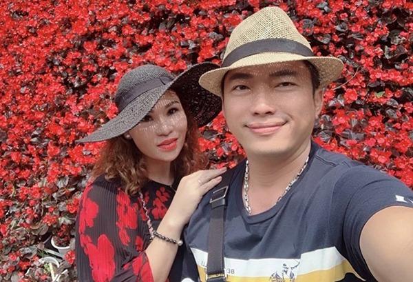 Sao Việt lấy vợ đại gia: Cuộc sống kín tiếng của Kinh Quốc từ khi vợ doanh nhân giàu có vướng vòng lao lý-2