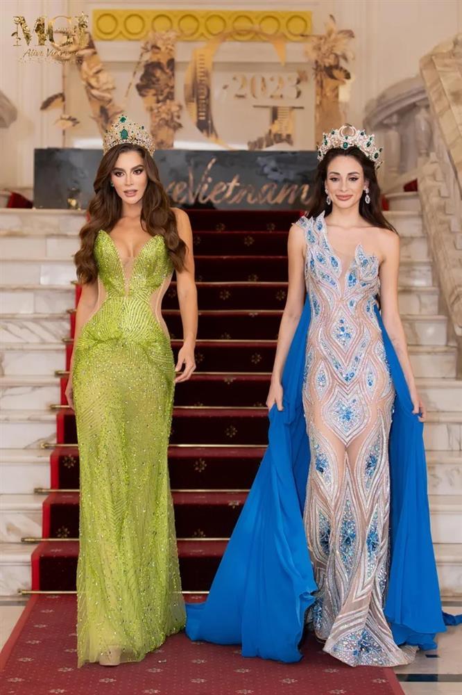 Lê Hoàng Phương mặc xuyên thấu đọ catwalk với người đẹp Venezuela-8