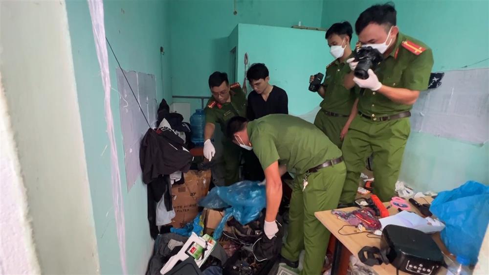 CLIP: Hành trình bắt giữ hai nghi phạm bắn 2 nữ lao công ở Quảng Ngãi-3