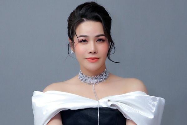 Nhật Kim Anh diện áo dài, rạng rỡ giữa dàn phù dâu, nghi vấn âm thầm lên xe hoa lần 2?-7