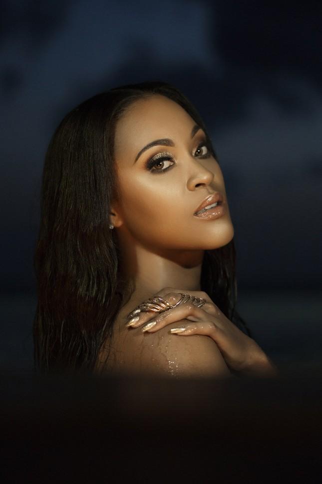 Chủ nhân bản hit đình đám quốc tế Impossible từng khuấy đảo người nghe Việt giờ ra sao?-6