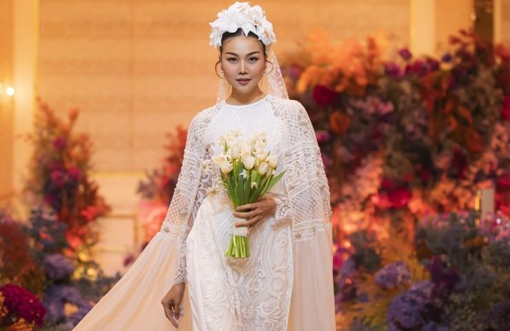 Siêu mẫu đắt giá bậc nhất showbiz Việt vừa lộ diện chồng sắp cưới thành công cỡ nào?-2