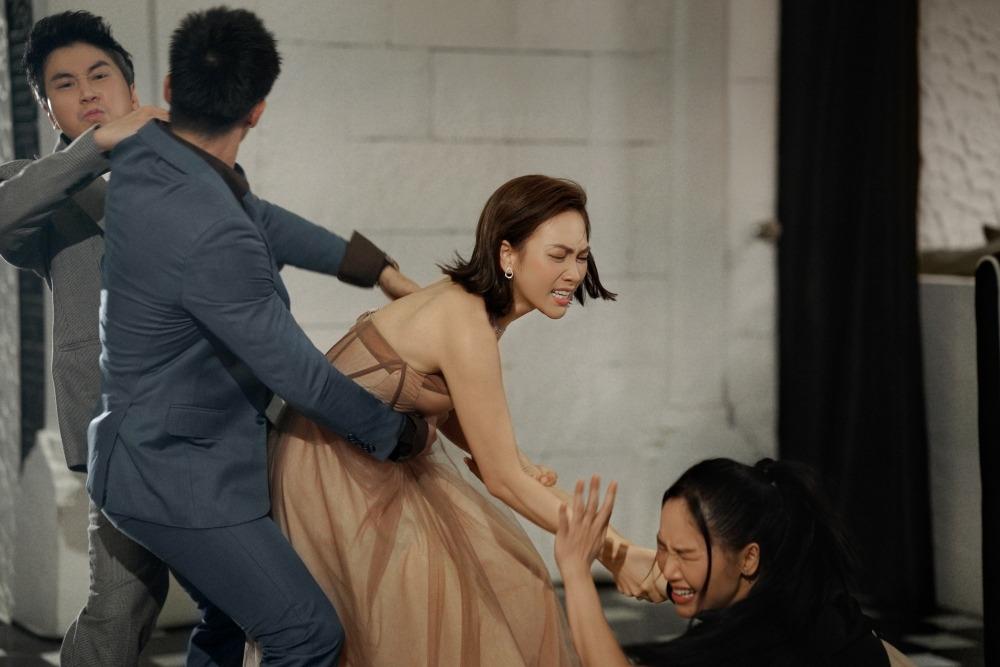 Phương Anh Đào thẳng thừng cảnh cáo Miu Lê cực gắt-3