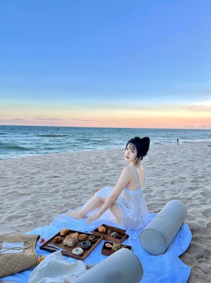 Nga tiểu thư phim Cuộc Đời Vẫn Đẹp Sao: Cao 1m50 vẫn đầy quyến rũ-2