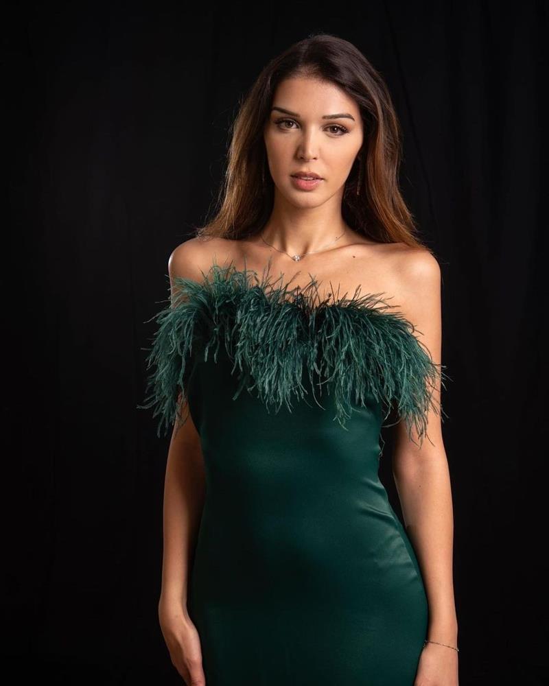 Thêm người đẹp chuyển giới thi Hoa hậu Hoàn vũ-2