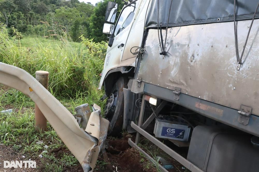 Vụ tai nạn giao thông ở Đắk Lắk: Lời kể của tài xế xe khách-5