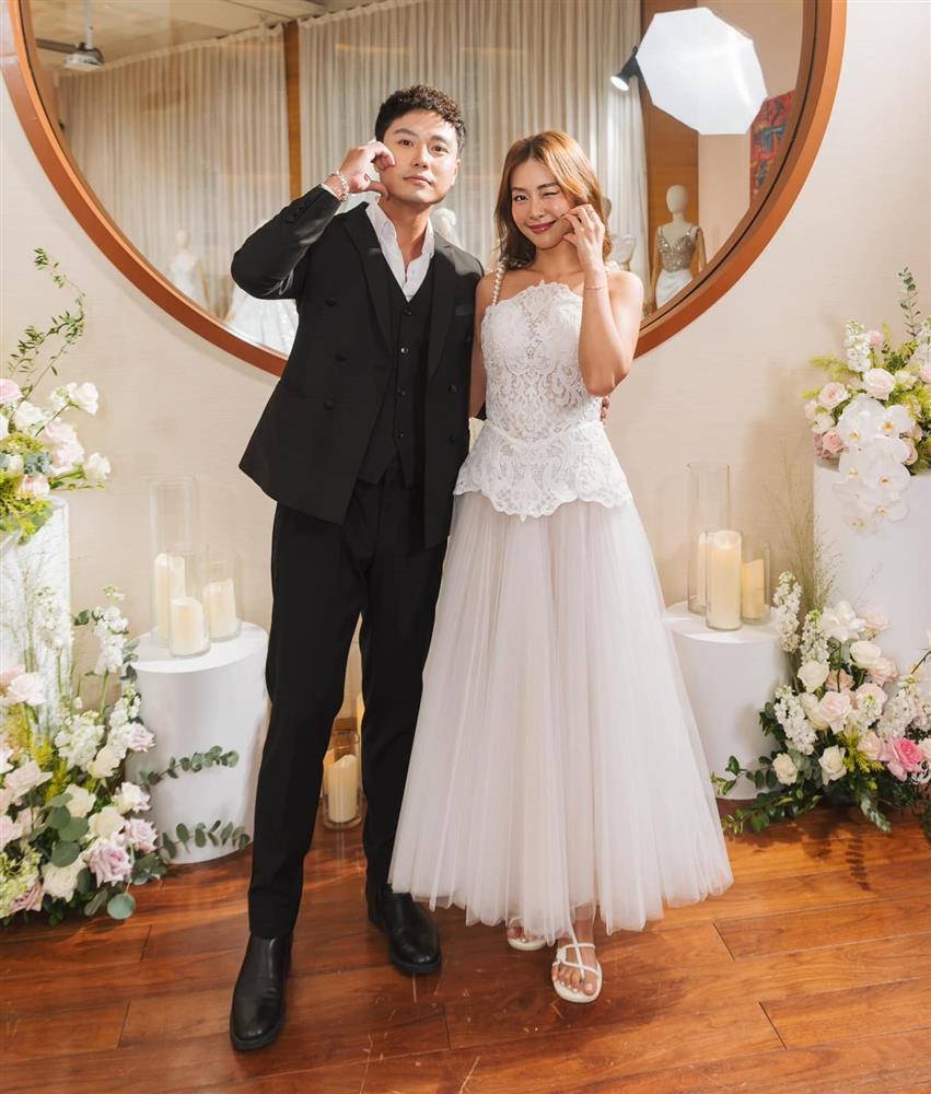 Thanh Sơn - Khả Ngân mặc đồ cô dâu - chú rể, fan giục cưới vì quá đẹp đôi-2