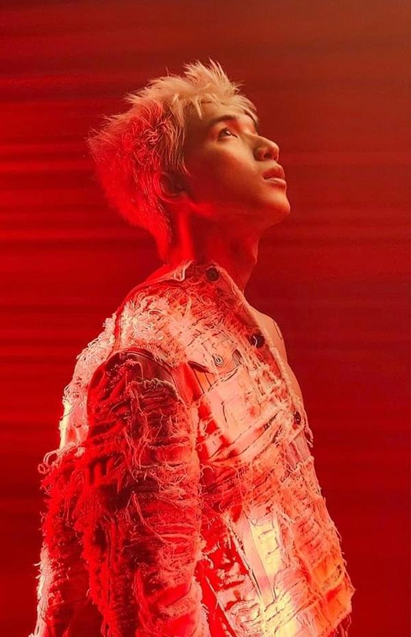 HIEUTHUHAI khịa Andree trong MV mới?-4