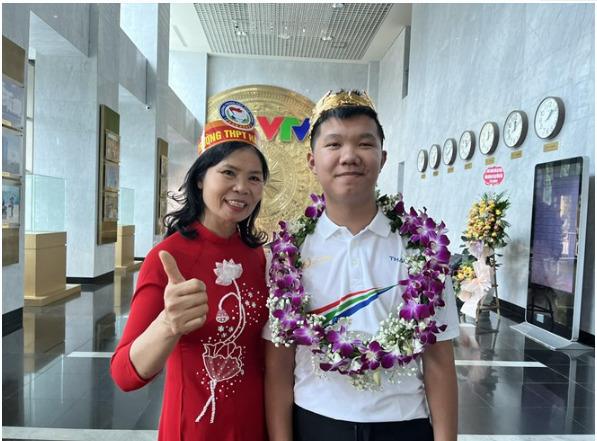 3 điều đặc biệt làm nên Lê Xuân Mạnh - nhà vô địch Đường Lên Đỉnh Olympia 2023-2