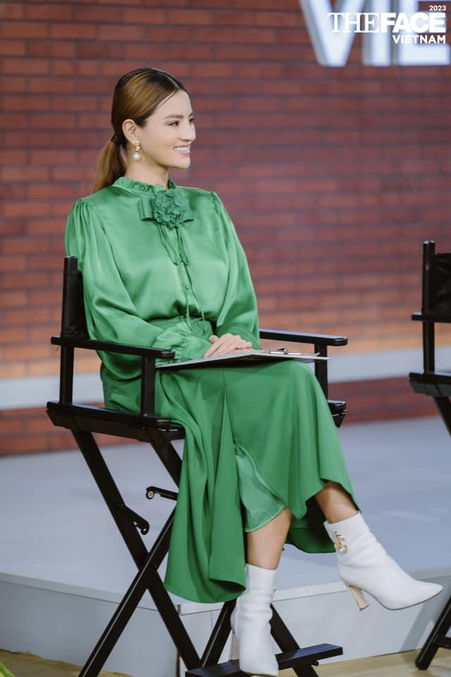 Vũ Thu Phương diện đồ nổi bật mà chẳng lố lăng, xuất hiện là chiếm spotlight-1