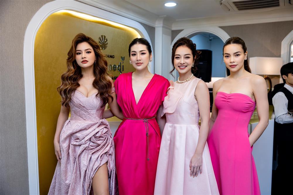 Vũ Thu Phương diện đồ nổi bật mà chẳng lố lăng, xuất hiện là chiếm spotlight-8