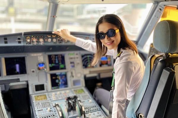 Mốt chi hàng nghìn USD cho con học lễ nghi theo phong cách quý tộc phương Tây-9