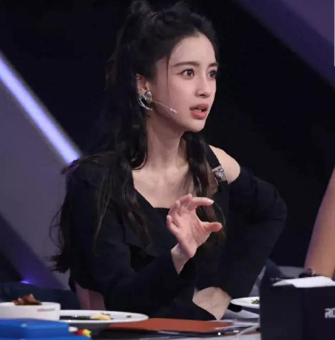 Nghi vấn Angelababy bị cấm sóng trong chương trình từng gắn bó 10 năm-1