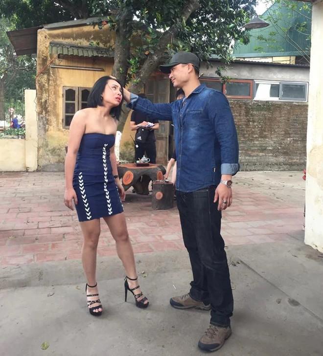 Liên Tít Quỳnh Búp Bê chăm leo núi để thân hình săn chắc, đẹp khỏe khoắn-1