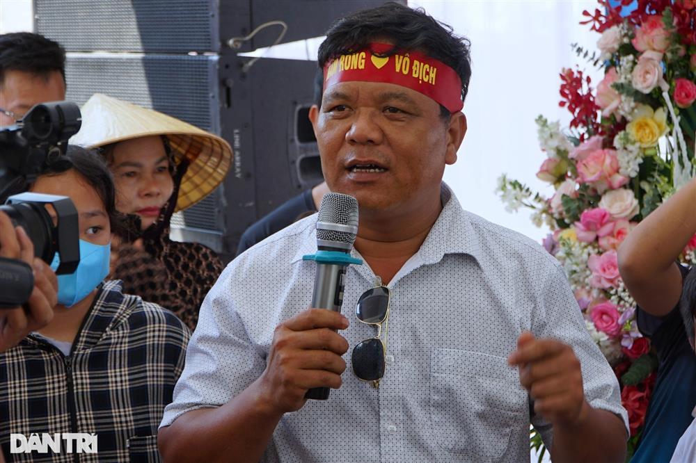 Quán quân Đường Lên Đỉnh Olympia 2023 được chào đón như lễ hội ở quê nhà-10