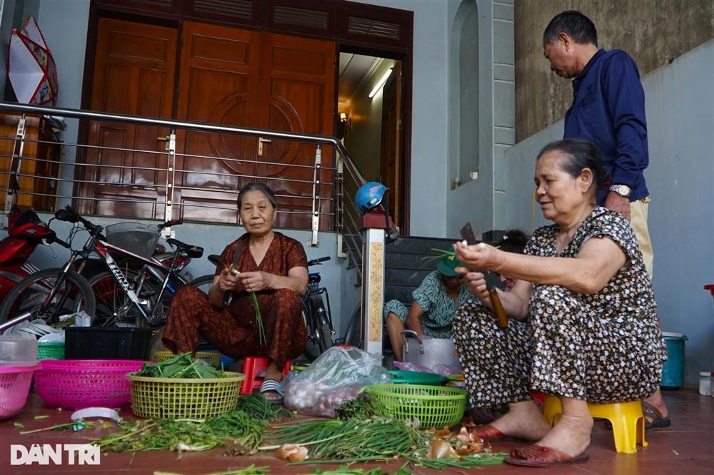 Quán quân Đường Lên Đỉnh Olympia 2023 được chào đón như lễ hội ở quê nhà-3