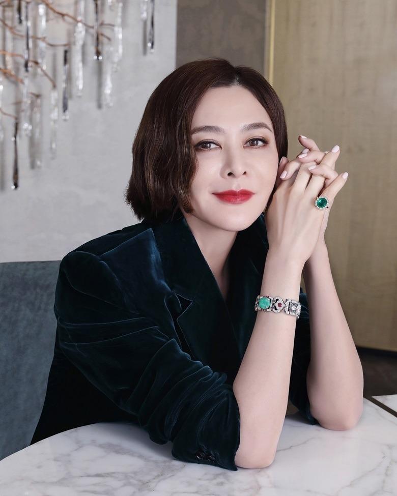 Quan Chi Lâm 61 tuổi vẫn trẻ đẹp nhờ có 4 thói quen lành mạnh-2