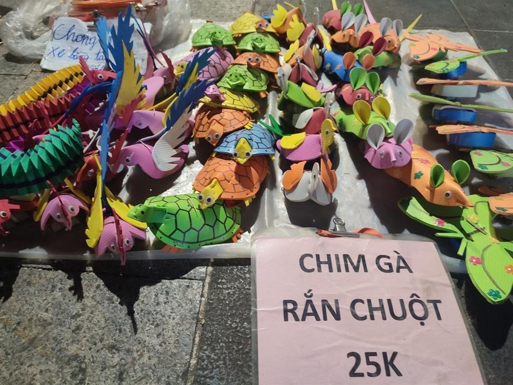 Vụ tố người bán dừa chặt chém: Khách Việt cũng sợ đi du lịch trong nước?-2