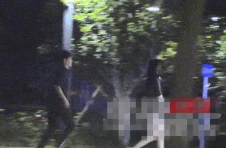 Lâm Canh Tân bị tóm sống khi tình tứ bên bạn gái kém 11 tuổi, ghi điểm khi làm điều này với đàng gái-3