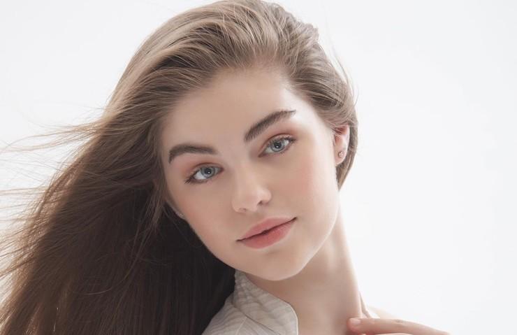 Thiên thần lai 3 dòng máu có còn xứng danh đẹp nhất thế giới sau khi dậy thì?-9