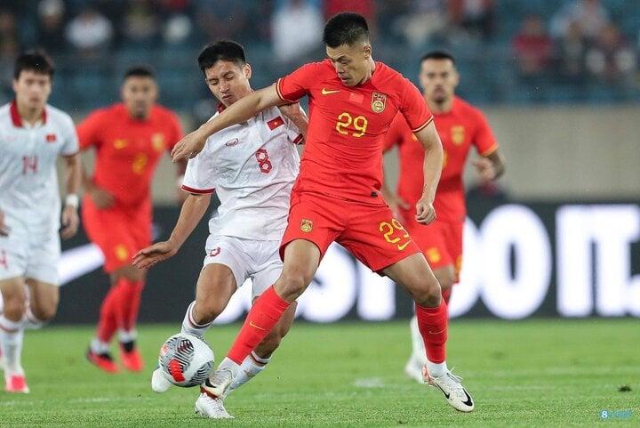 Tiến Linh nhận thẻ đỏ, đội tuyển Việt Nam thua Trung Quốc-1
