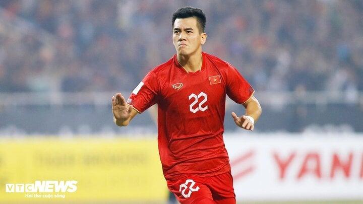 Chơi xấu nhận thẻ đỏ, Tiến Linh bị cấm thi đấu trận tuyển Việt Nam gặp Hàn Quốc-1