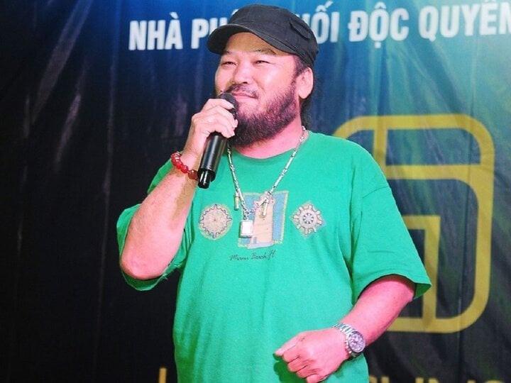 Võ Tòng phim Đất phương Nam: Đổi đời nhờ vai phụ, phải hát hội chợ để mưu sinh-3