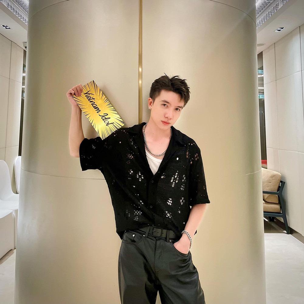 Người kể chuyện của Vietnam Idol nghỉ học vì nghèo, từng làm phục vụ-2