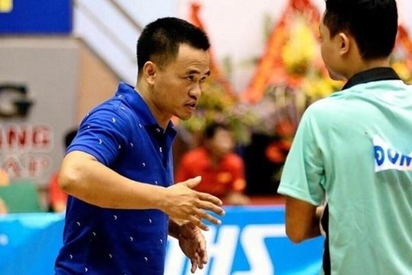 Vụ bữa ăn 800.000 đồng: HLV Bùi Xuân Hà trả lại tiền cho vận động viên-1