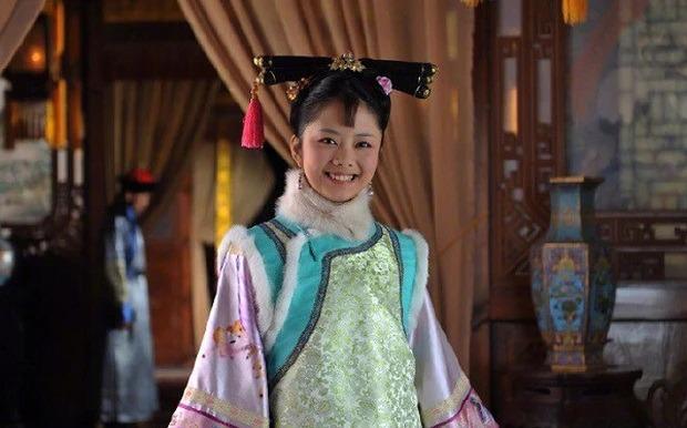 Đàm Tùng Vận được chọn đóng Hậu Cung Chân Hoàn Truyện nhờ clip mukbang-1