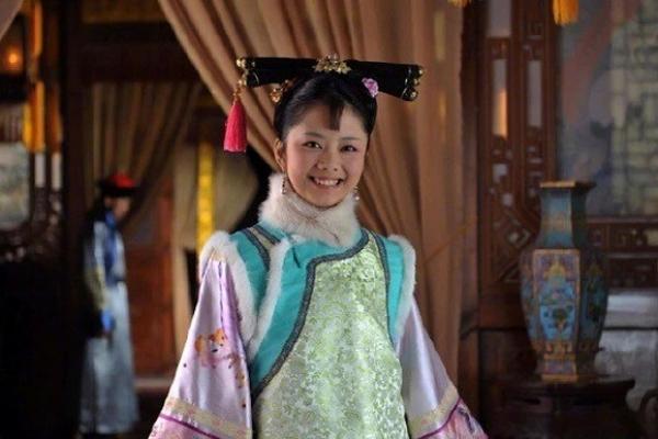 Nữ thần thanh xuân Đàm Tùng Vận tiếp tục gây sốt với tạo hình nữ sinh-10