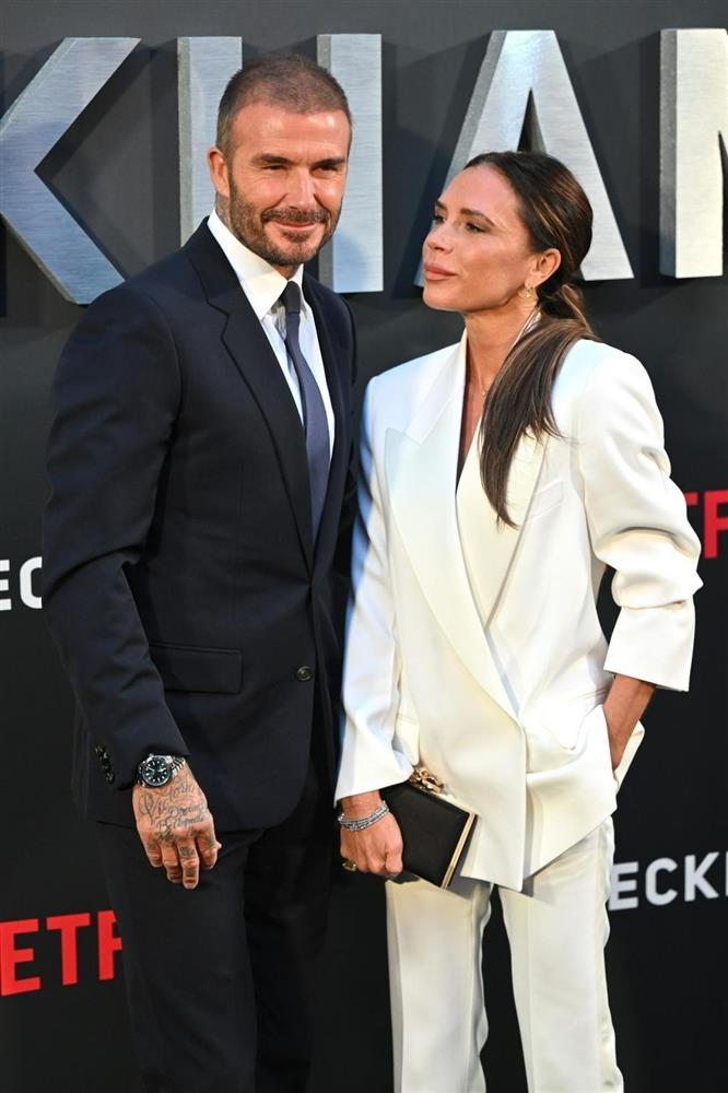 Người cũ mong David Beckham hành xử đàn ông hơn và xin lỗi vợ-2