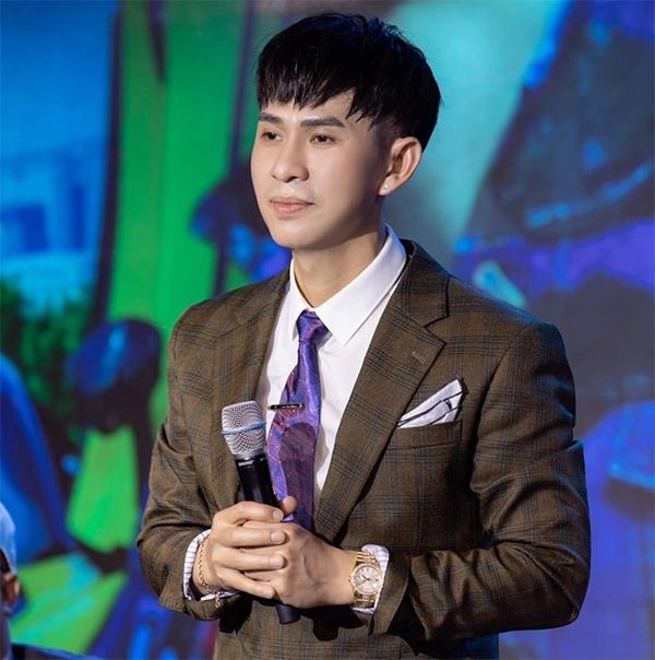 Bị nói hát sân khấu chuồng gà, Du Thiên và dàn sao phản ứng gay gắt-5