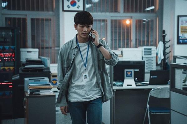 Phim Hàn làm khán giả xem xong không dám rời giường, nữ chính từng đóng cùng Nhã Phương-5